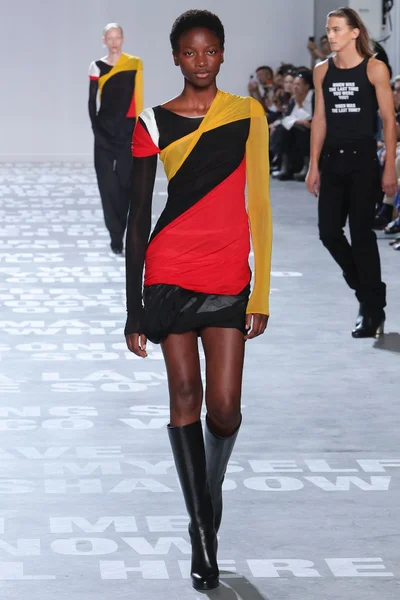 Look 45